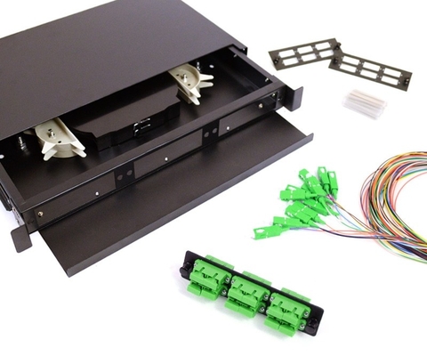 Gestell-Berg-verstärkende Faser-Optikschalttafel FTTH 12-24 Kern-SC/FC/ST/LC