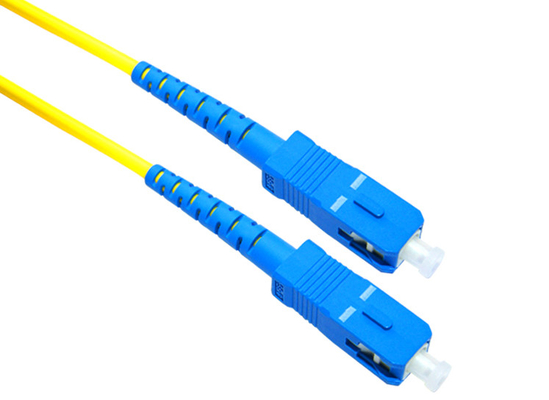 FTTH flexible 0.9mm asphaltieren gepanzertes optisches Verbindungskabel mit Sc-/LC-/FC-Verbindungsstück